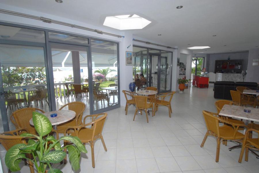 Vráchos Hotel Olympiada מראה חיצוני תמונה