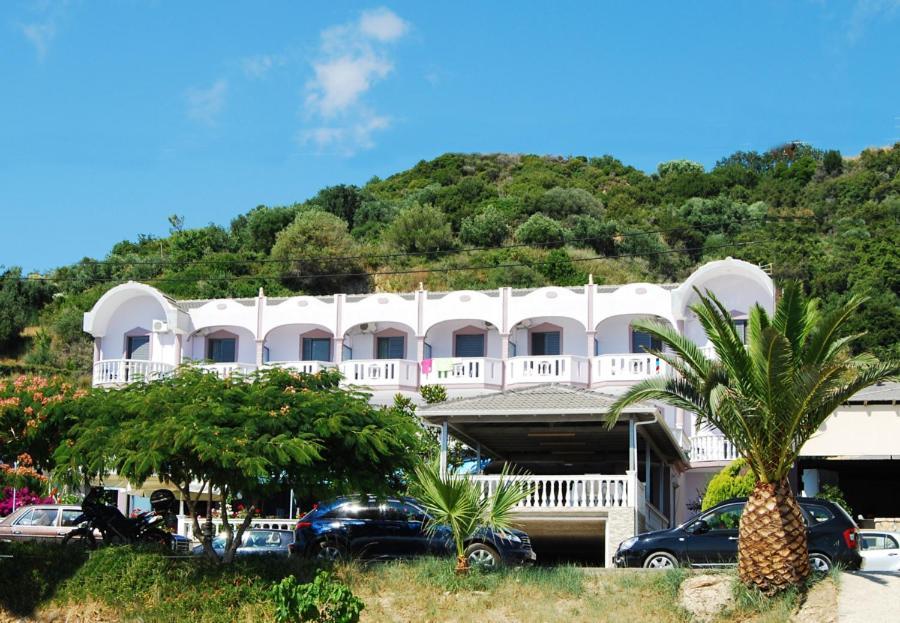 Vráchos Hotel Olympiada מראה חיצוני תמונה